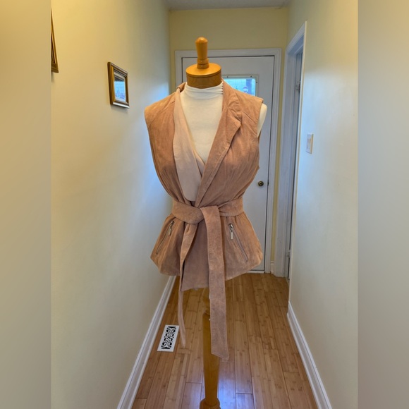 Bebe Dusty Pink Suede Vest - Picture 11 of 14